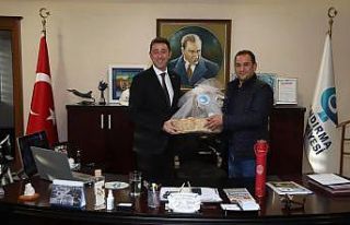 Başkan Tosun’a hasat ve seçim ziyareti