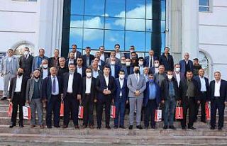 Başkan Yaşar, Muhtarları unutmadı