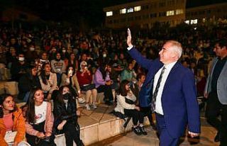 Başkan Zolan, PAÜ’yü kazanan gençlere Denizli’yi...