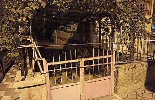 Başkentte göçük tehlikesi nedeniyle bir bina boşaltıldı