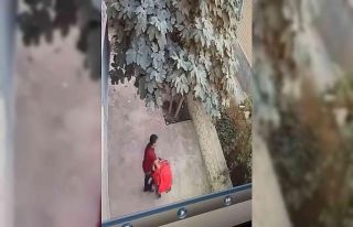 Batman’da bebek arabasını çalan hırsız kamaraya...