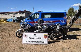 Bayburt’ta motosiklet hırsızı 4 kişi tutuklandı