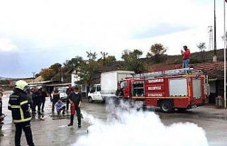Belediye personeline yangın söndürme eğitimi verildi