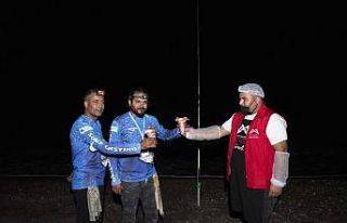 Belediyeden yarışmaya katılan balıkçılara çorba...