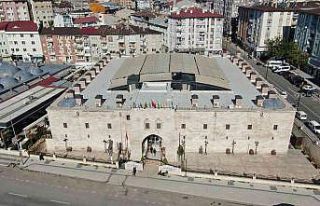 Beş asırdır misafirlerini ağırlıyor