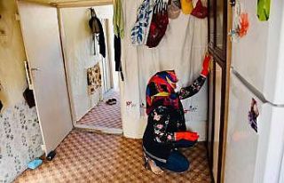 Besni Kaymakamlığı yaşlıların evlerini temizliyor