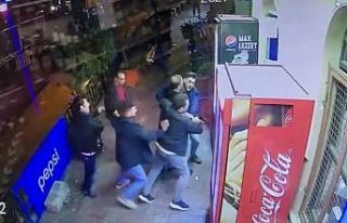 Beyoğlu’nda hareketli dakikalar: Polis saldırganı...