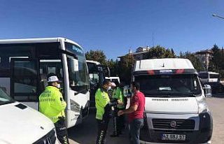 Beyşehir’de okul servis araçlarına denetim