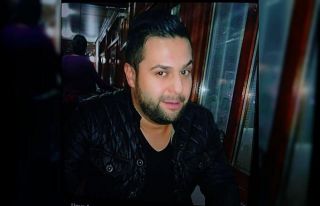 Bıçak darbeleriyle öldürülmüş halde bulundu