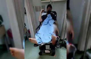 Bıçaklı saldırıda hastanelik oldu