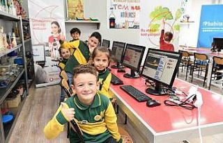 “Bu Atıklar Kod Yazıyor” projesine Vodafone...