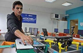 Bu projeyi mühendisler değil, lise öğrencileri...