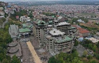Bursa yüklerinden arınıyor