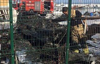 Bursa’da yat limanında yanan bottan çıkan kara...
