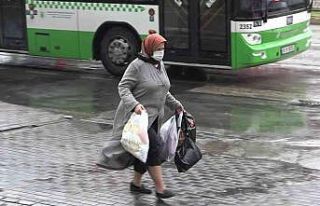 Bursalılar yağmura hazırlıksız yakalandı