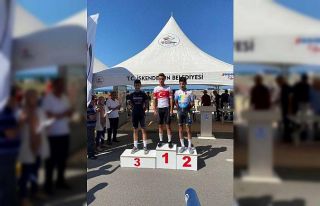 Büyükşehir Bisiklet Takımı’ndan bir başarı...