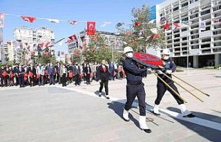 Büyükşehir’de Cumhuriyet Bayramı töreni