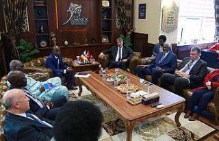 ÇAD heyeti Rektör Polat ile bir araya geldi