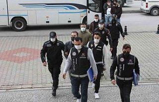 Çanakkale’de eğlence mekanlarına çöken çete...