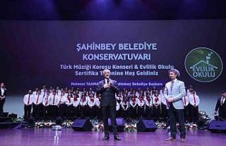 Çiftlere konserli sertifika töreni