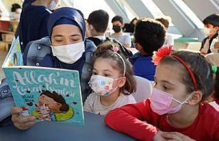 Çocuk kütüphanesinde atölye çalışmaları sürüyor
