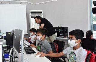 Çocuklar için Kış Okulları