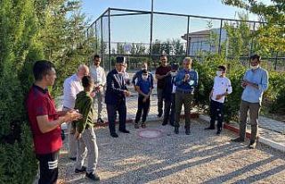 Çocuklar yaşlılar ile birlikte oynadı