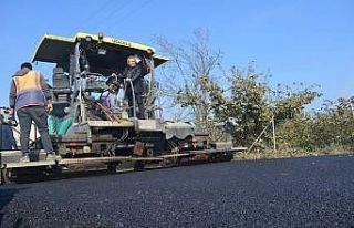 Cumayeri asfalt çalışmaları sürüyor