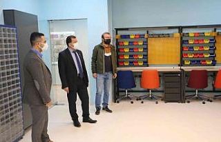 Deneyap atölyesinde sınav hazırlıkları sürüyor