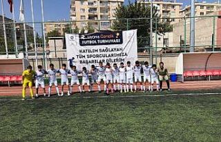 Diyarbakır İnter Akademi gençlerin yoğun ilgisiyle...