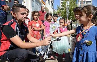 Diyarbakır’da miniklere itfaiye eğitimi