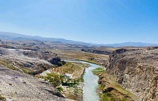 Doğal Kudret Köprüsü manzarasıyla hayran bırakıyor