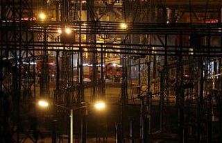 Doğalgaz santralindeki trafo patlaması mahalleliyi...