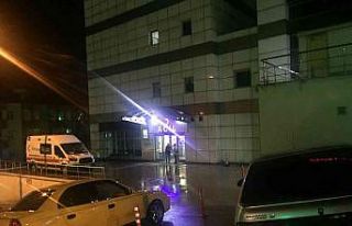 Doktor, hasta yakınlarının saldırısına uğradı