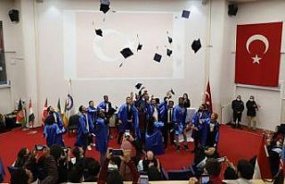 DPÜ TÖMER’de mezuniyet heyecanı