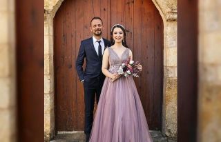 Düğünde nişanlı çift maganda kurşunuyla yaralandı