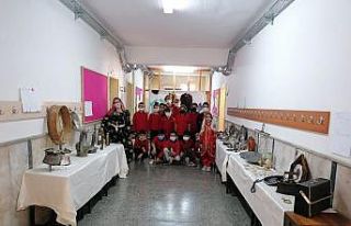 Eğirdir’de ilkokul öğrencilerinden ’Milli Kültür...