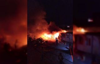 Elazığ’da işçilerin kaldığı konteynerde yangın