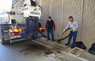 Elazığ’da menfez ve mazgallar temizleniyor