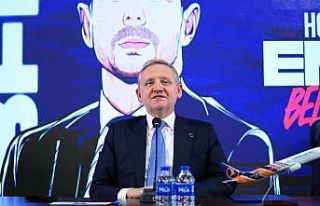 Emre Belözoğlu: “Futbolculuğumda yaşayamamış...