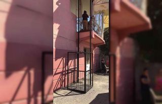 Engelli asansörü düştü, 2 sağlıkçı yaralandı