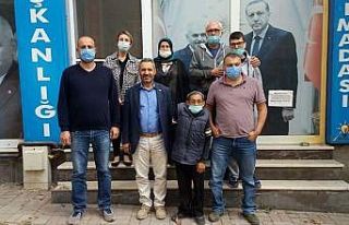 Engelliler Derneği’nden AK Parti’ye ziyaret