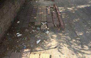 Engelliye engelli kaldırım