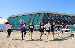 Erzincan’da “Amatör Spor Haftası" atletizm...