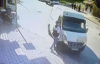 Esenyurt’ta 3 kişinin ezilmekten son anda kurtulduğu...