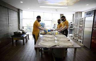 Eski hükümlü cezaevinde aldığı pasta eğitimiyle...