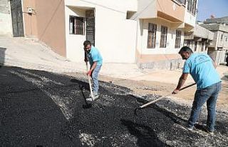 Eyyübiye’de caddeler asfaltlanıyor