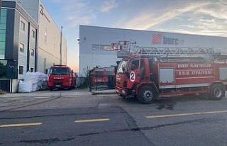 Fabrikanın fırın kısmında çıkan yangın söndürüldü