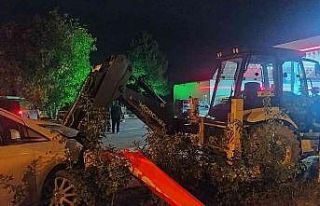 Faciayı benzinlik istasyonundaki kepçe önledi