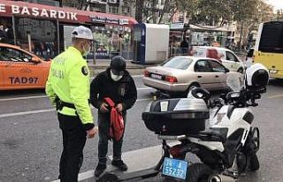 Fatih’te elektrikli scooter denetimi